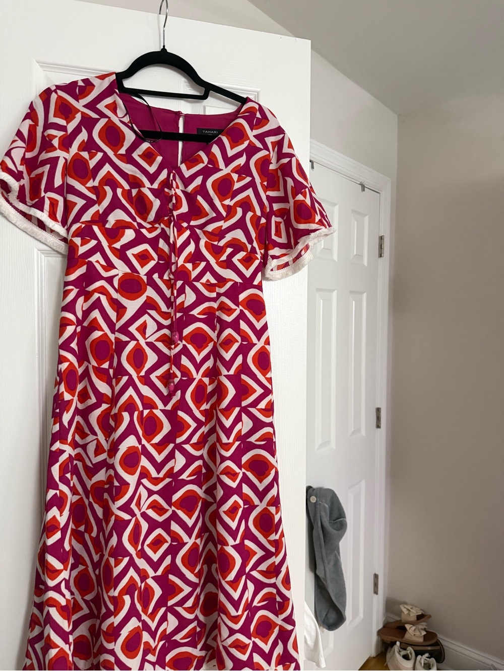 Tahari Pink and Red Geometric Midi Dress
Never wore but no tags